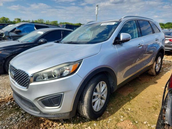2017 KIA SORENTO L, LX