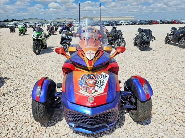 2022 CAN-AM SPYDER