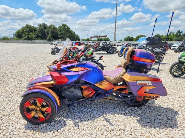2022 CAN-AM SPYDER