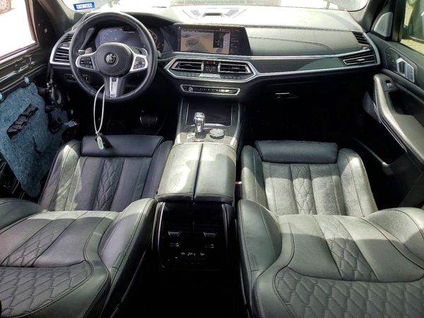2019 BMW X7