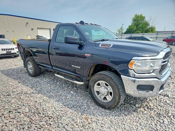 2022 RAM 2500 TRADESMAN REG CAB 4X4