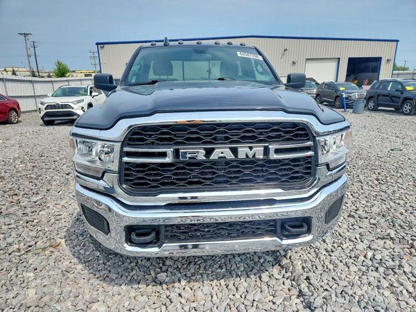 2022 RAM 2500 TRADESMAN REG CAB 4X4
