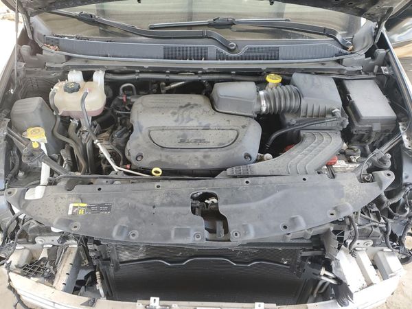2021 CHRYSLER VOYAGER