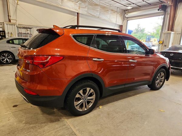 2016 HYUNDAI SANTA FE Base