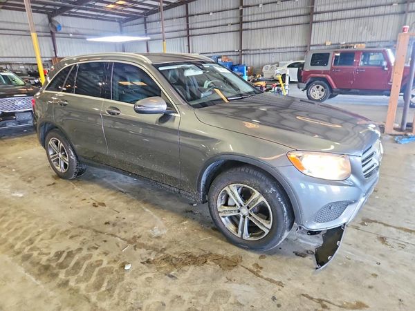 2016 MERCEDES-BENZ GLC