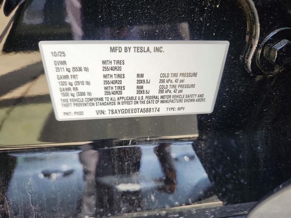 2026 TESLA MODEL Y