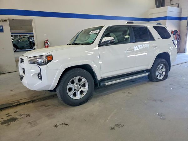 2022 TOYOTA 4RUNNER