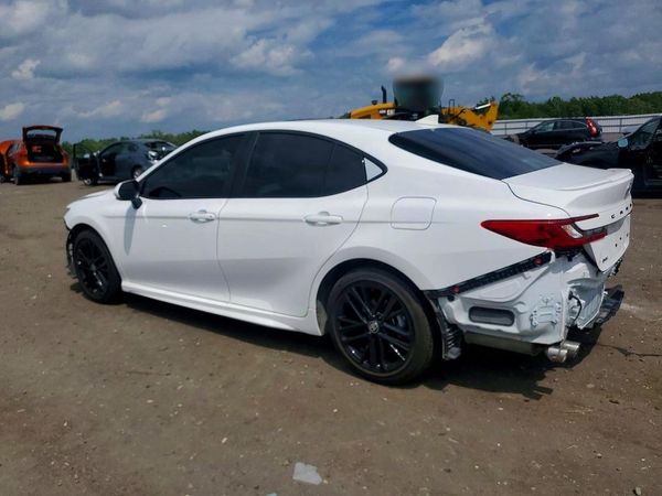 2026 TOYOTA CAMRY