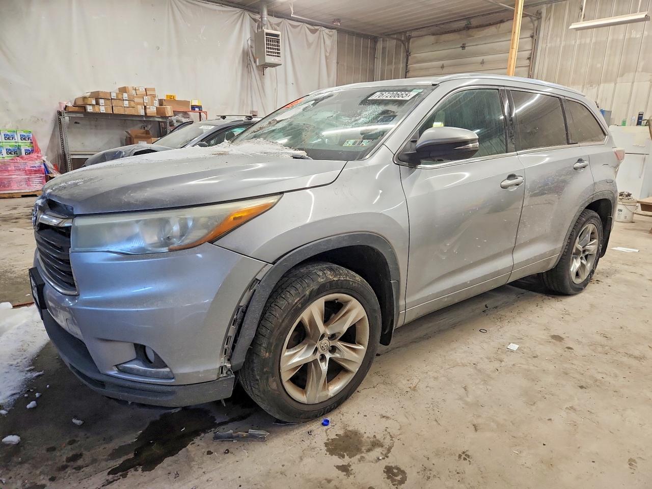 2015 TOYOTA HIGHLANDER