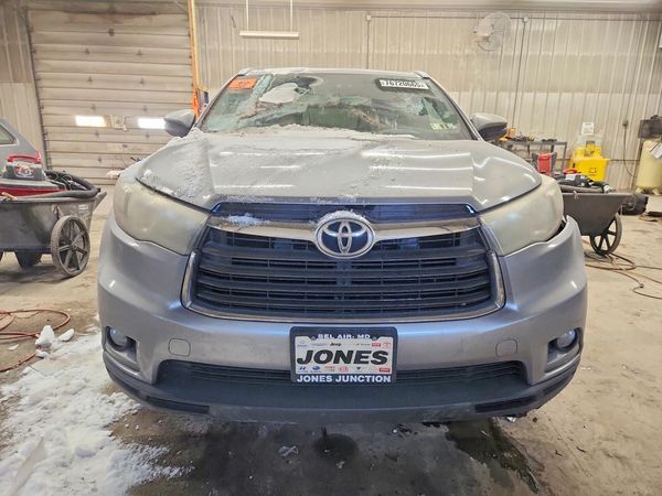 2015 TOYOTA HIGHLANDER