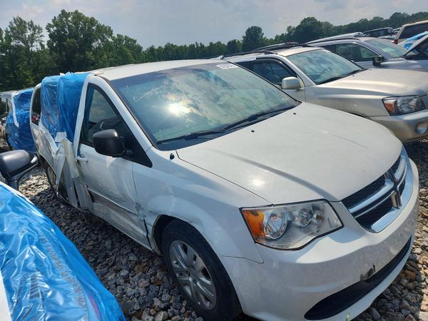 2014 DODGE GRAND CARAVAN SE
