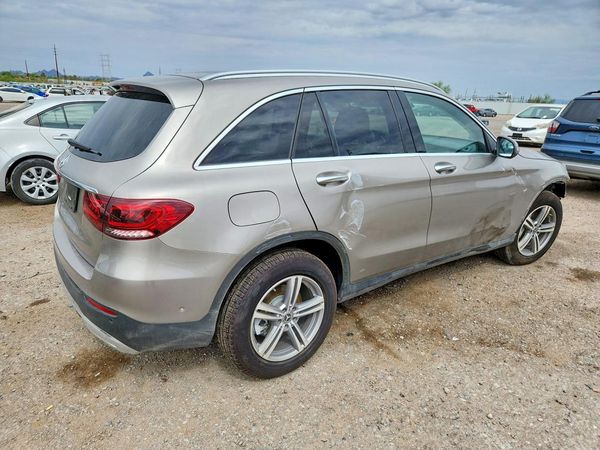2022 MERCEDES-BENZ GLC GLC300