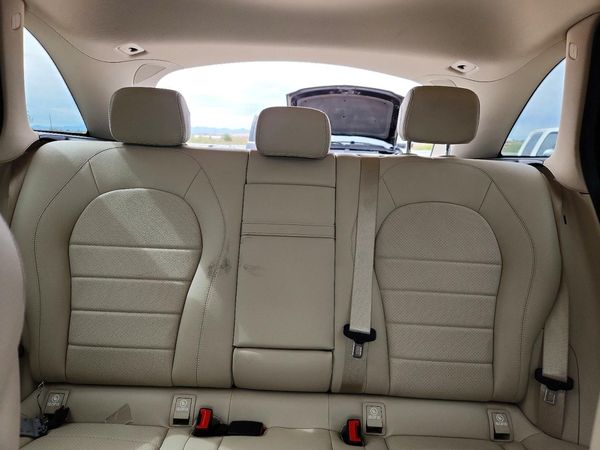 2022 MERCEDES-BENZ GLC GLC300