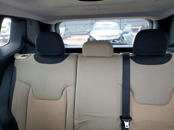 2016 JEEP RENEGADE LATITUDE 4X2