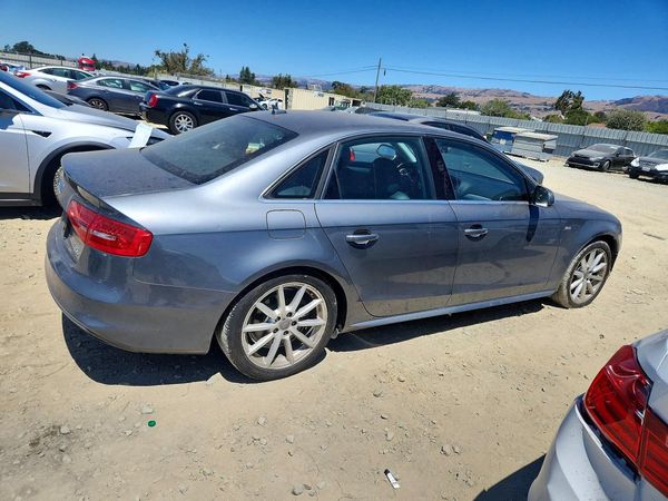2015 AUDI A4