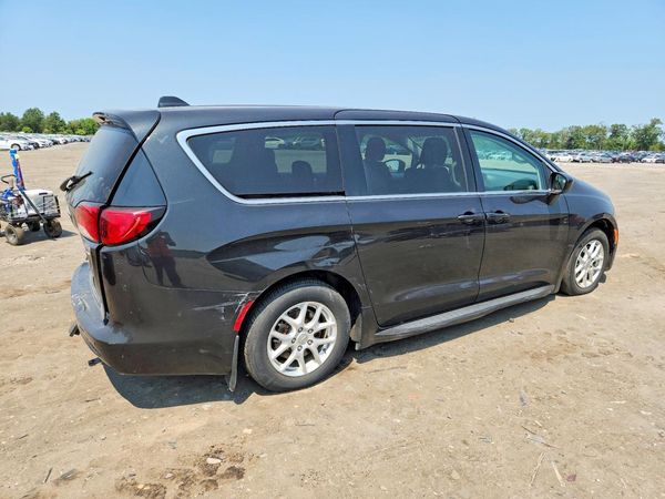 2018 CHRYSLER PACIFICA LX