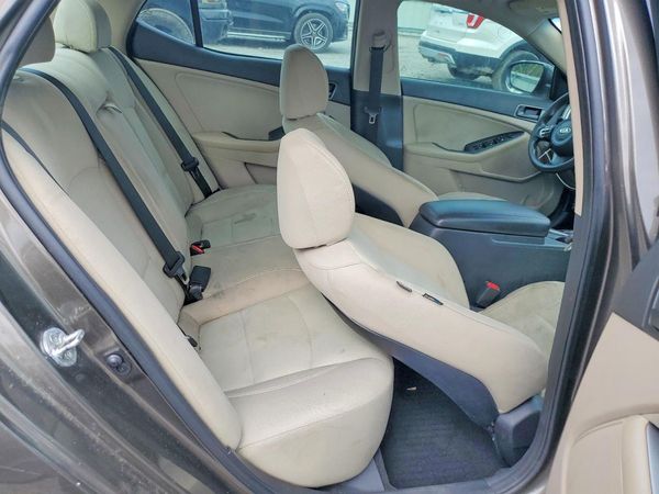 2014 KIA OPTIMA 2.4 LX STD/Conv