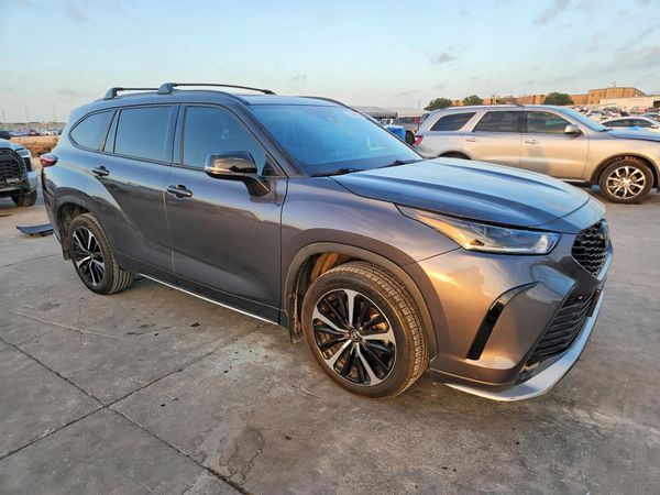 2021 TOYOTA HIGHLANDER