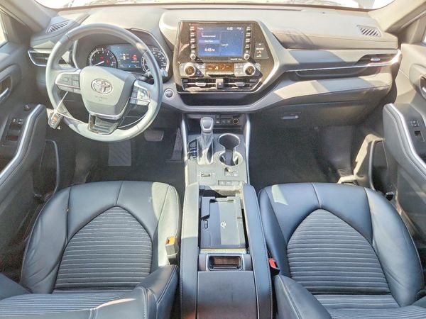 2021 TOYOTA HIGHLANDER
