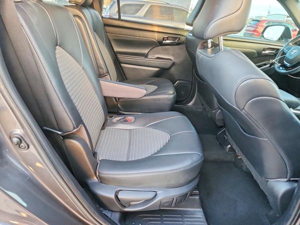 2021 TOYOTA HIGHLANDER