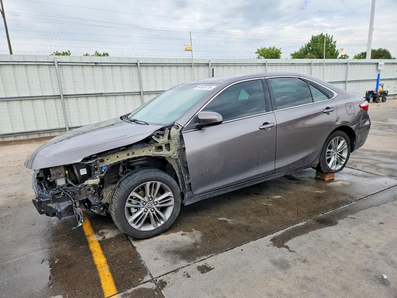 2015 TOYOTA CAMRY