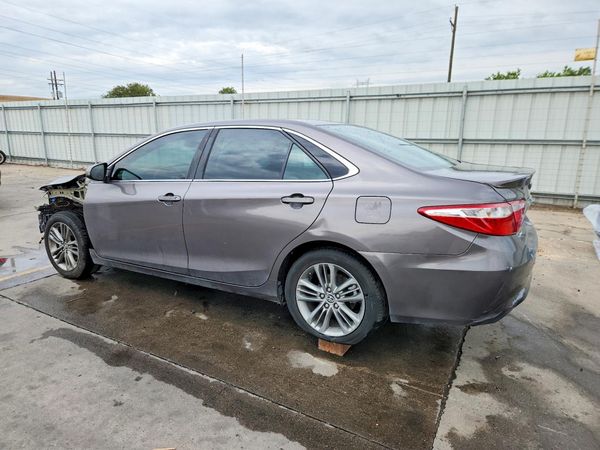 2015 TOYOTA CAMRY