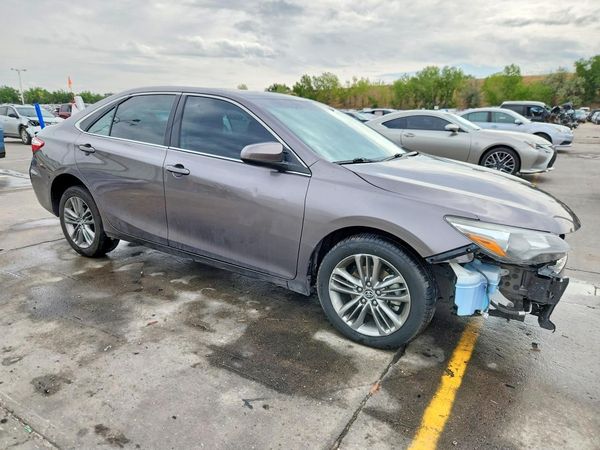 2015 TOYOTA CAMRY