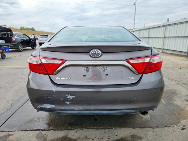 2015 TOYOTA CAMRY