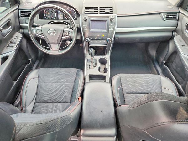 2015 TOYOTA CAMRY