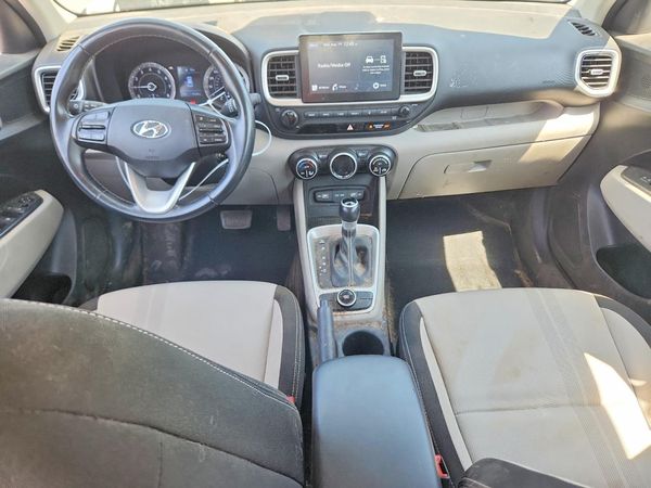 2022 HYUNDAI VENUE SEL & Limited