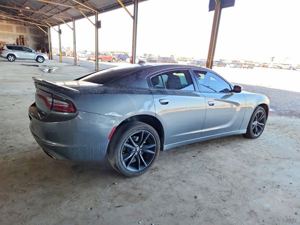 2016 DODGE CHARGER SXT