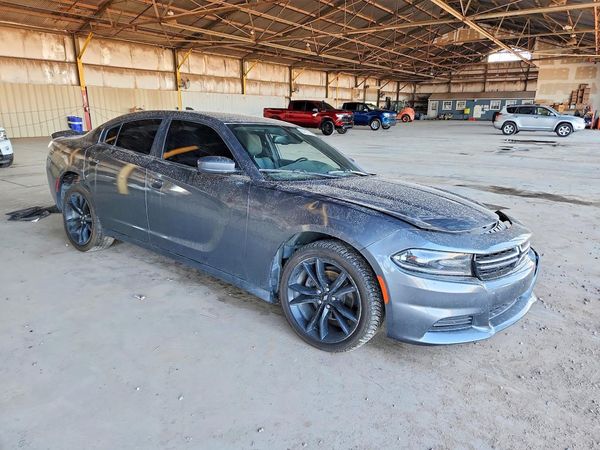 2016 DODGE CHARGER SXT