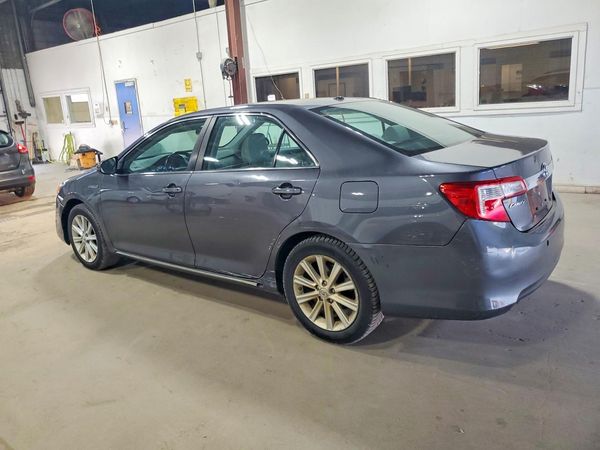 2013 TOYOTA CAMRY SOLA Hybrid