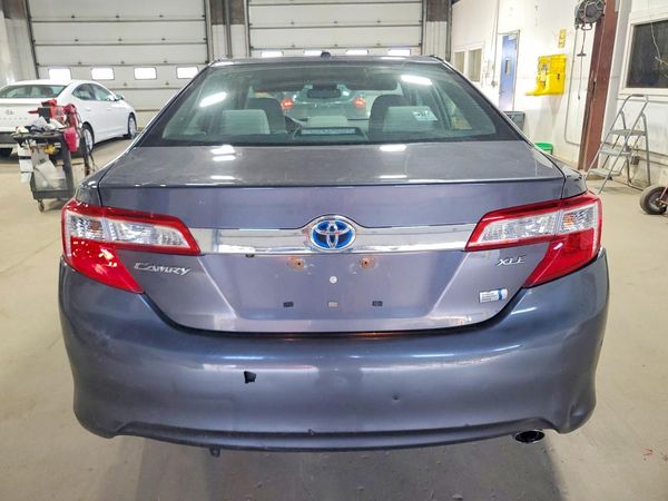 2013 TOYOTA CAMRY SOLA Hybrid