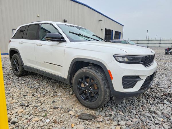 2024 JEEP GRAND CHEROKEE