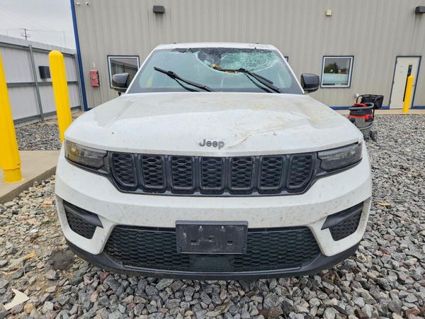 2024 JEEP GRAND CHEROKEE