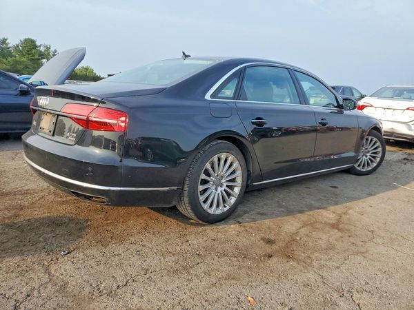 2015 AUDI A8