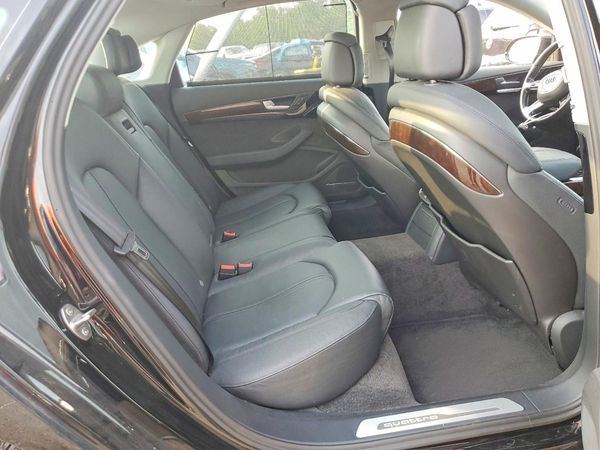 2015 AUDI A8