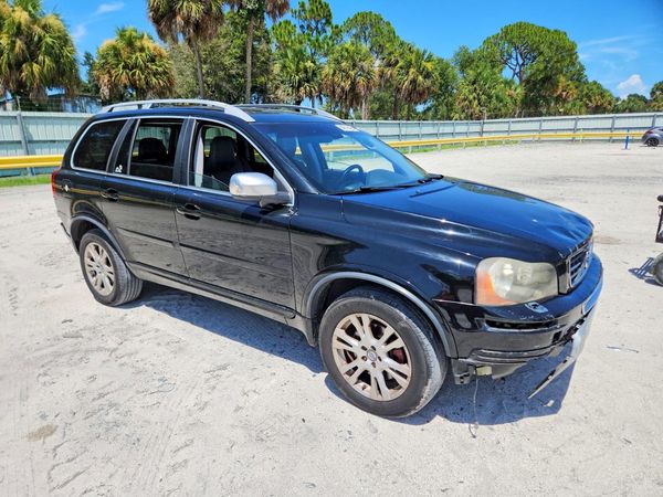 2013 VOLVO XC90