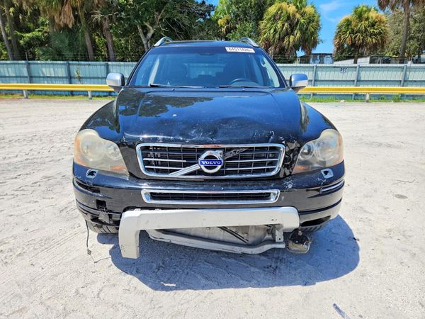 2013 VOLVO XC90