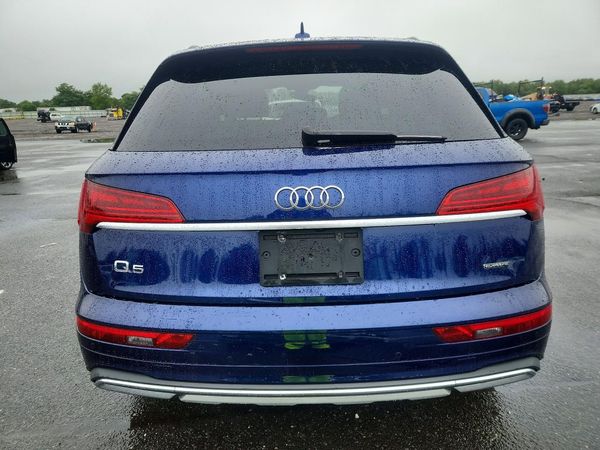 2021 AUDI Q5 quattro Premium Plus