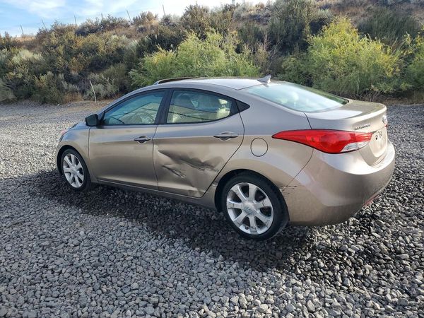2013 HYUNDAI ELANTRA
