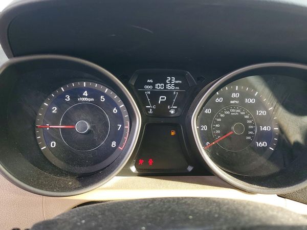 2013 HYUNDAI ELANTRA
