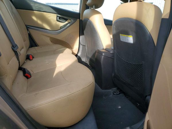 2013 HYUNDAI ELANTRA