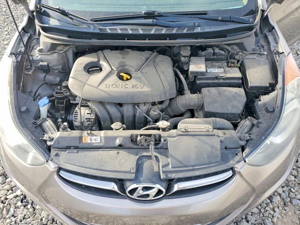 2013 HYUNDAI ELANTRA