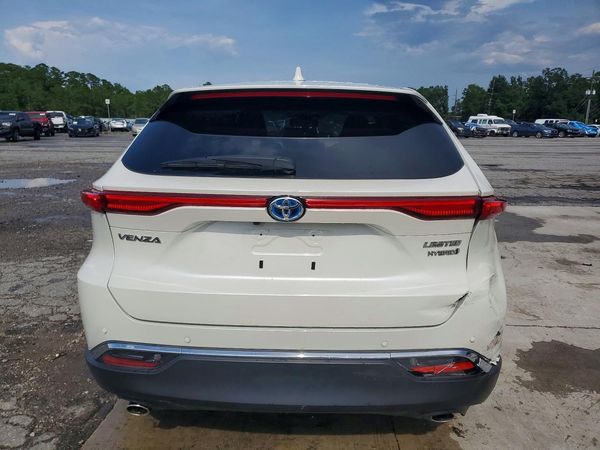 2021 TOYOTA VENZA