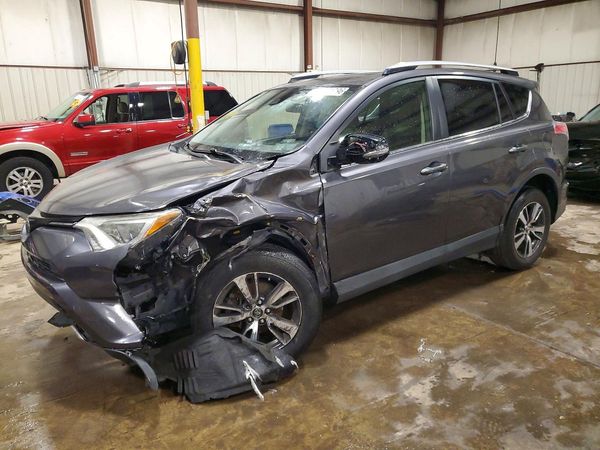 2017 TOYOTA RAV4 XLE