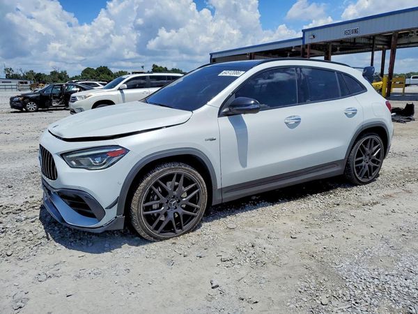 2021 MERCEDES-BENZ GLA