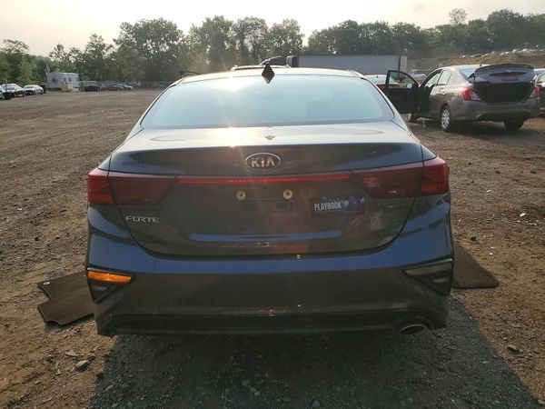 2021 KIA FORTE FE, LXS