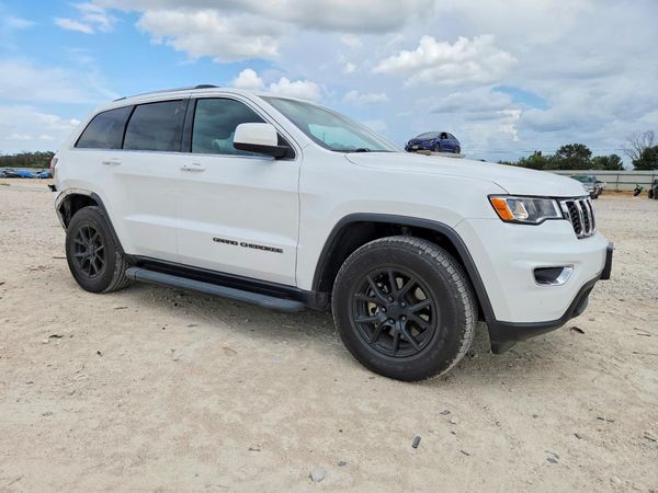 2020 JEEP GRAND CHEROKEE LAREDO 4X2